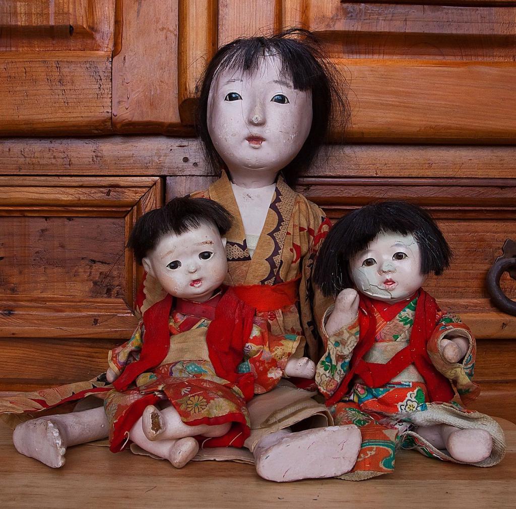 ritual dolls