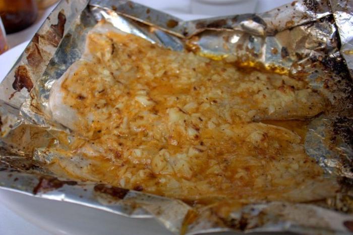 How delicious to bake the carp in the oven?