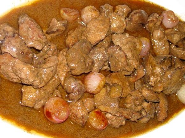 Liver in a multivariate with stewed cabbage garnish